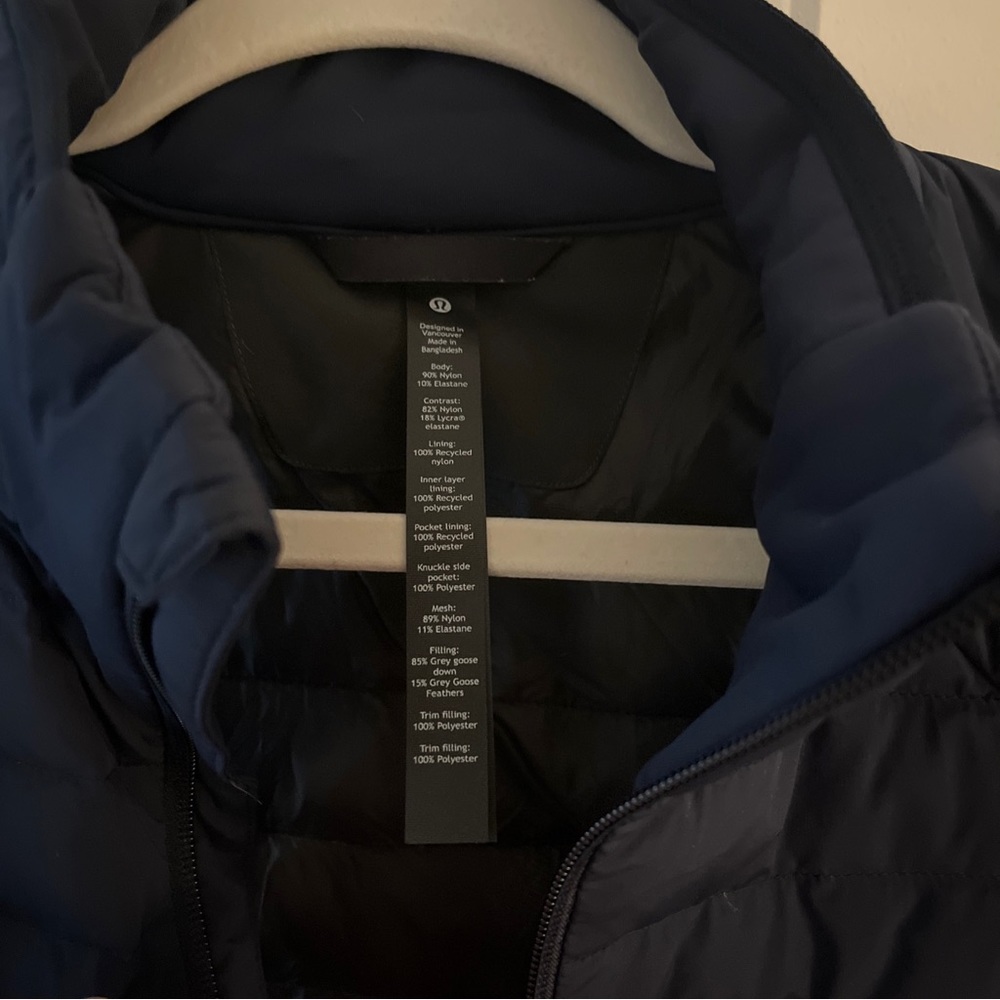 COPY - Lululemon Mens vest small color navy blue